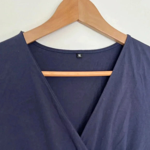 Amazon Navy  Blue Flutter Sleeve Wrap Dress size medium - Picture 3 of 6